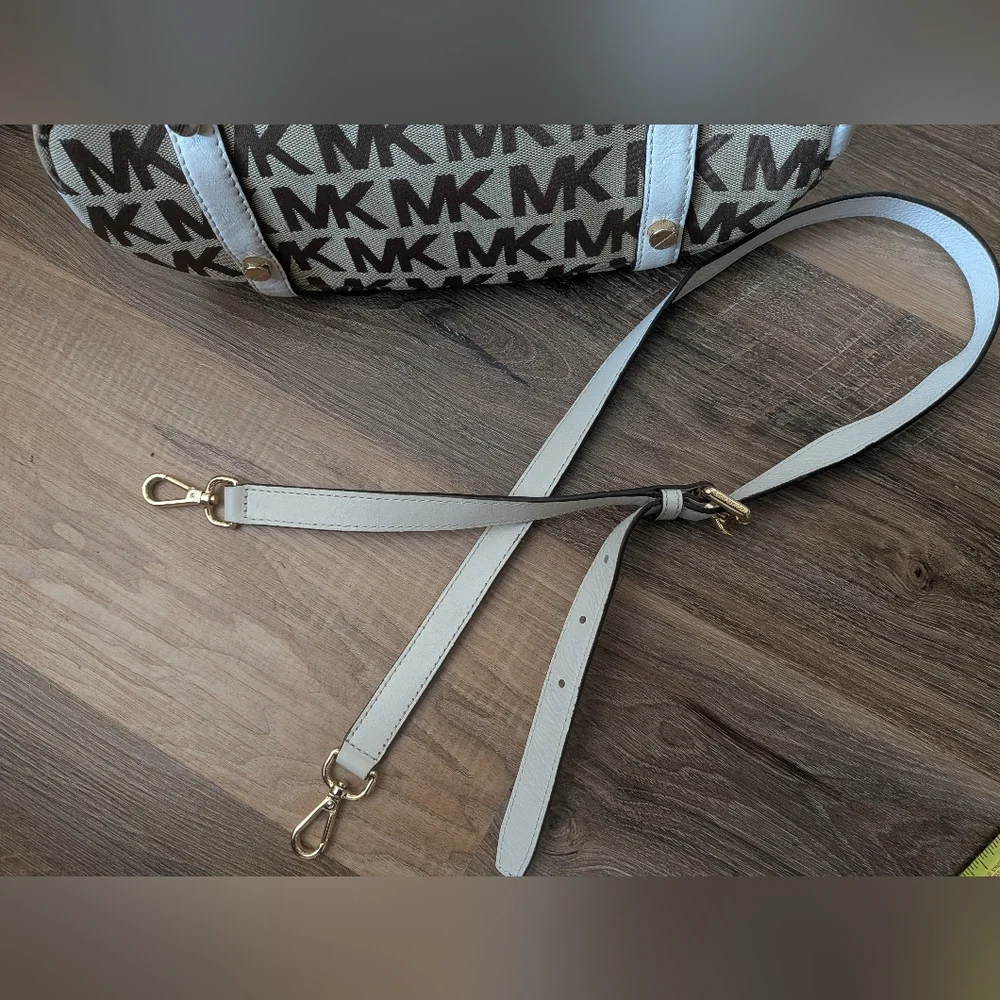 Michael Kors Bedford Signature Satchel Tan Monogram/White trim